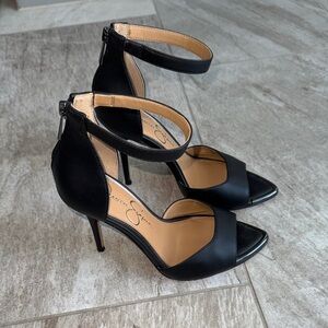 Jessica Simpson- Size 6- Elegant Black Ankle Strap Heels
